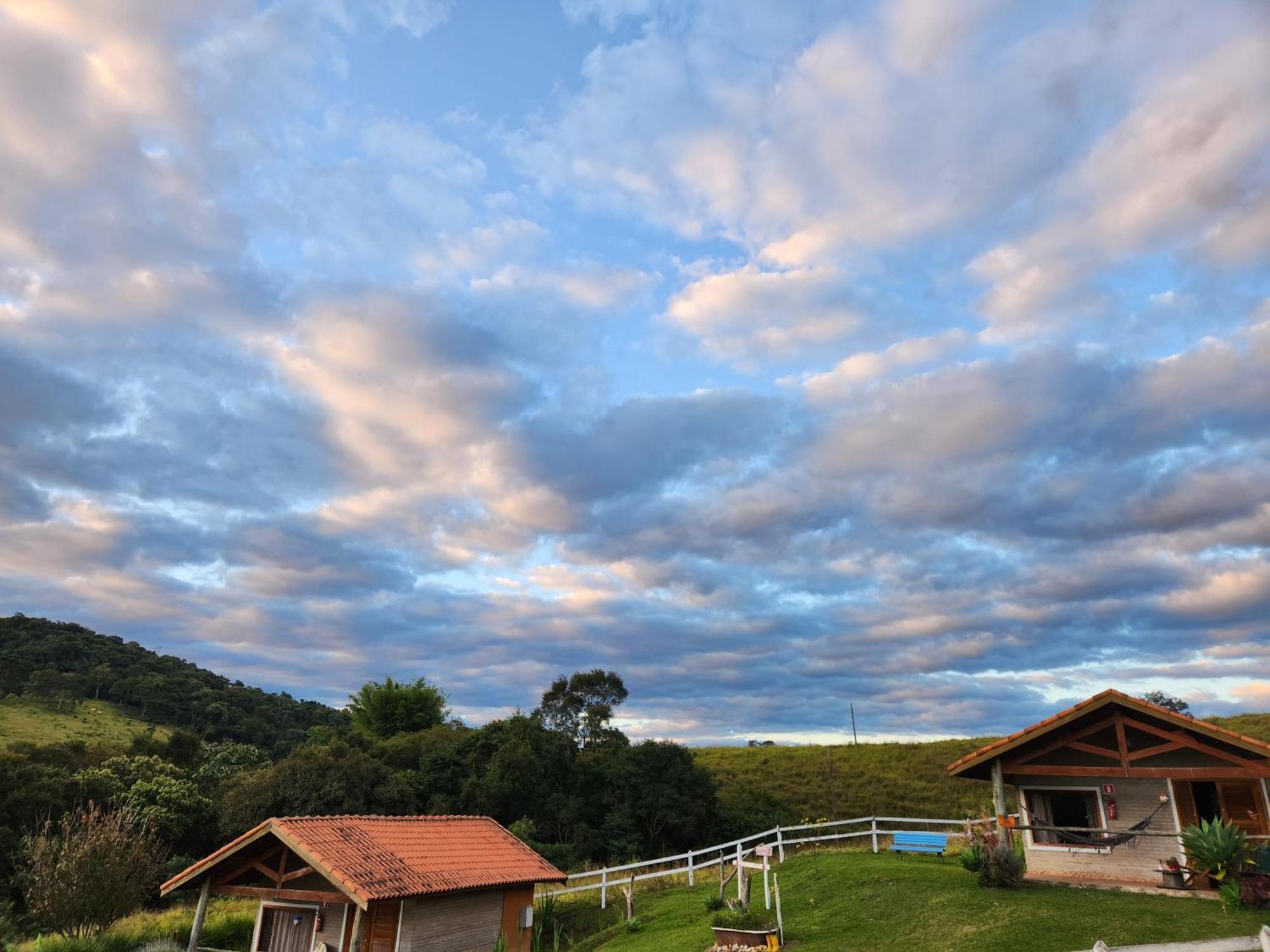 Pousada Vale Monte Azul Santo Antônio do Pinhal Eksteriør billede